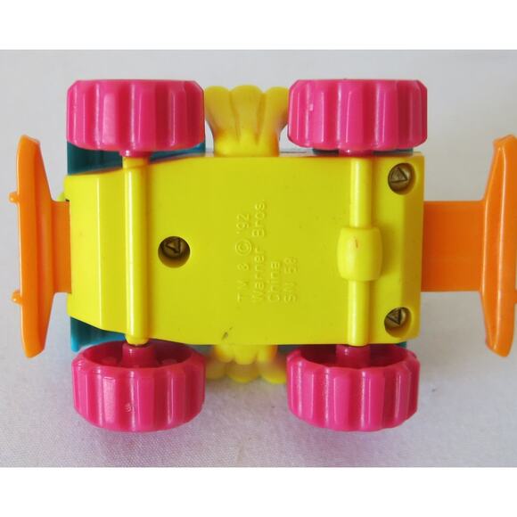 Vintage WARNER BROS Looney Tiny Toons Set Wacky Rollers Elmyra Tas Max 1992 - Picture 10 of 12